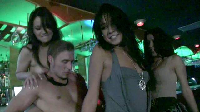 Cock-loving babe Tanner Mayes fuck in the club