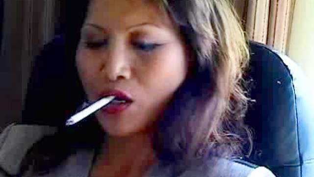 Hardcore smoking mom doing it so erotic