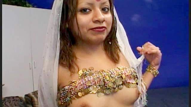 Indian wife is tasting new white dick