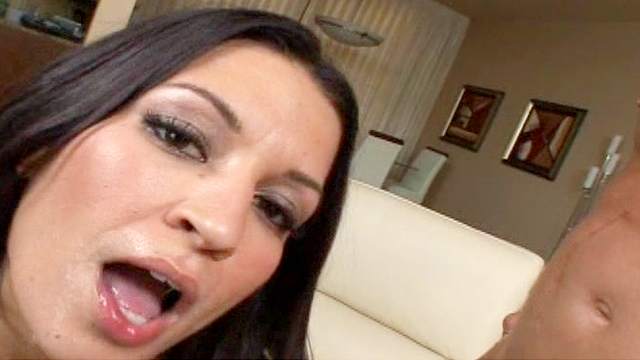 Ann Marie suck big dick of Billy Glide