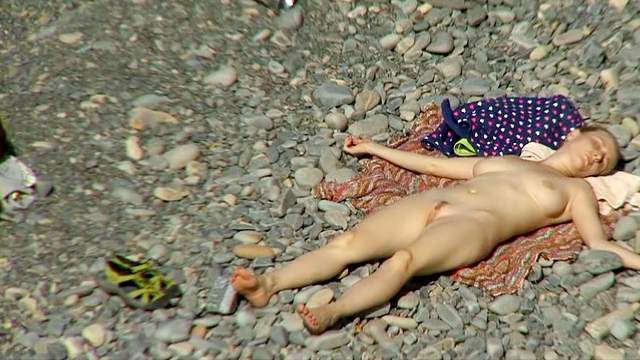 Lots of naked bodies on the nudist beach!