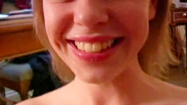 Sexy amateur blonde is getting cock in mouth