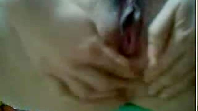 Close up show of Asian pussy