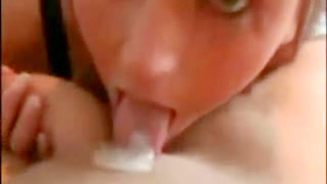 He cums in her mouth