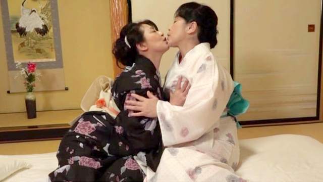 Fine oral fantasy between sexy Japanese women in hot kimonos