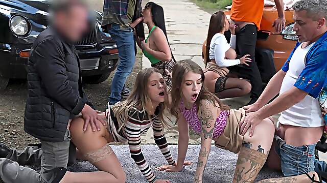 Outdoor orgy leads these fine women to mind-blowing pleasures