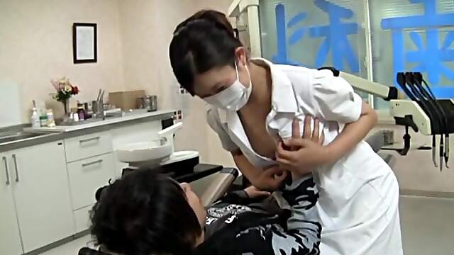 Asian nurse gets intimate with the patient in mind-blowing XXX rounds