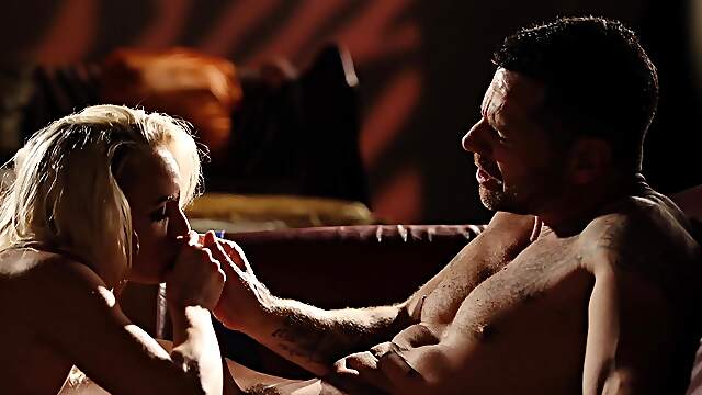 The cook, a stunning blonde, was fired, so the master tried to seduce her