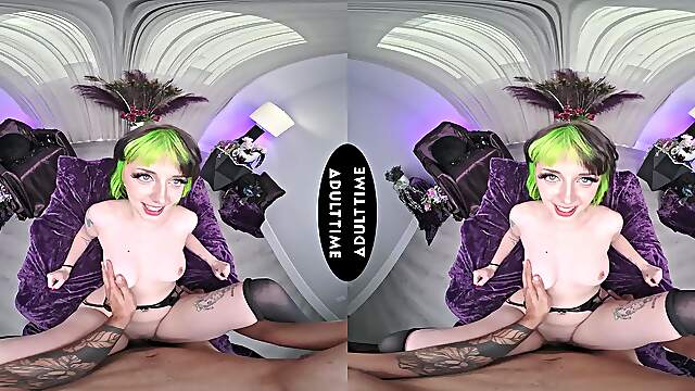 Oliver Davis and Kitty Cam in vr action