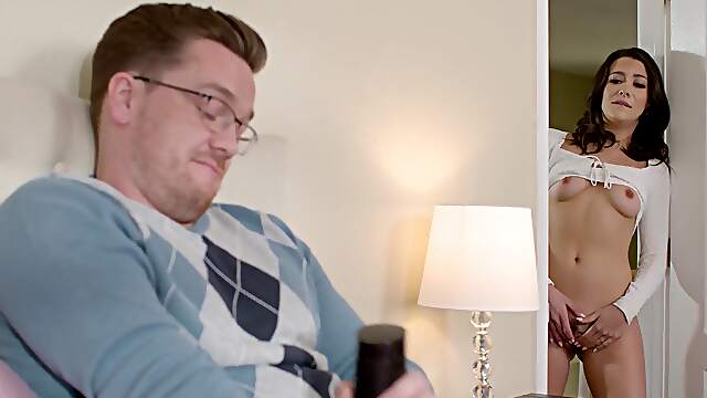 Kyle Mason caught Natalie Brooks masturbating on the bed.