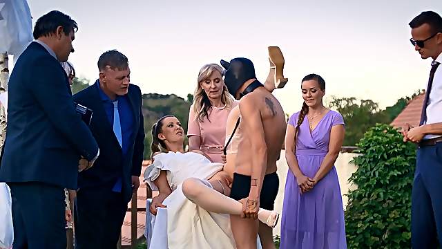 Andrea is a naughty bride who loves to spread her legs