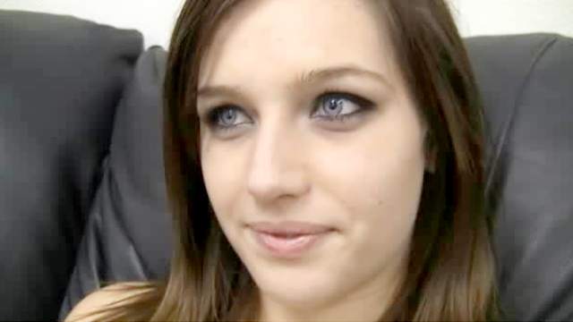 Teen in first onscreen blowjob