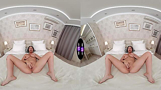 Brunette bombshell Lola pleasures herself in VR heaven