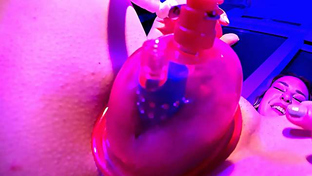 Sam's massive melons get pleasured by an eager young thing in a steamy solo session