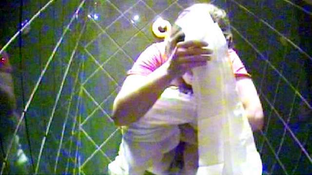 Voyeur cam video of peeing girl