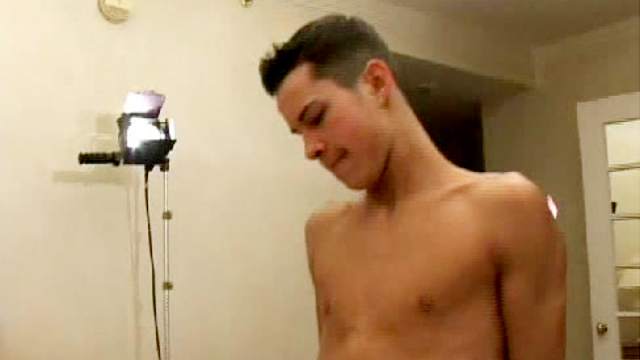 Gay handjob and cumshot with shower