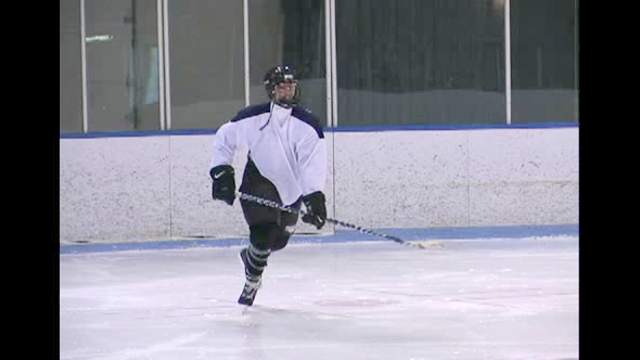Hard body hockey player jerks off