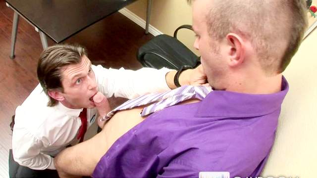 Matthew Singer sucking giant long shaft in the office toilet