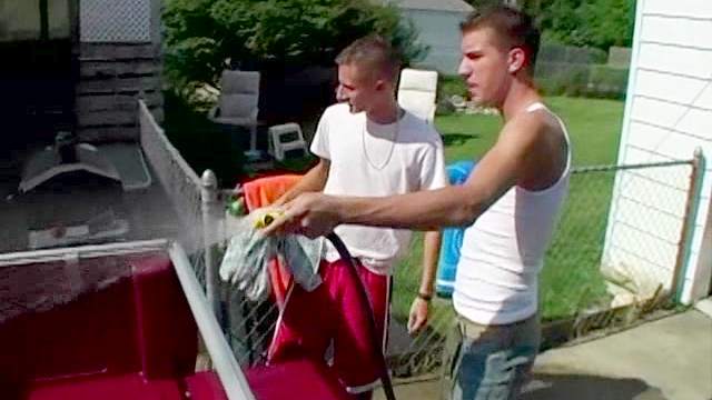 Jayson Masters being impaled in his mouth by Korey Haze