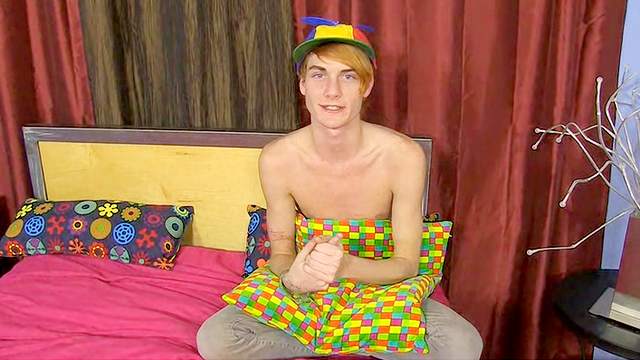 hot gay talking dirty on the interview