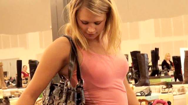 Heather Starlet is buying clothes on the hidden cam