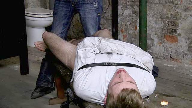 Jonny Parker pours Maxi Gerard's dick with wax