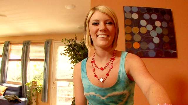 Blonde Riley Rey is fucking in her tight mouth