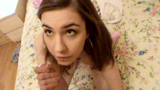 Horny beauty Francheska is sucking dick of Kir