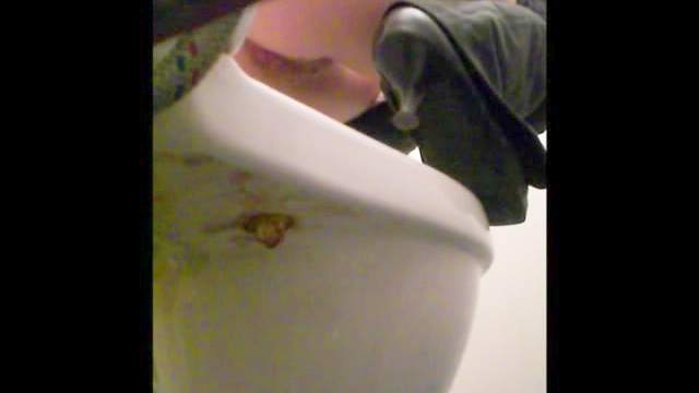 Voyeur film with hot girls pissing in toilet