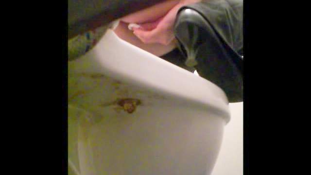 Voyeur film with hot girls pissing in toilet