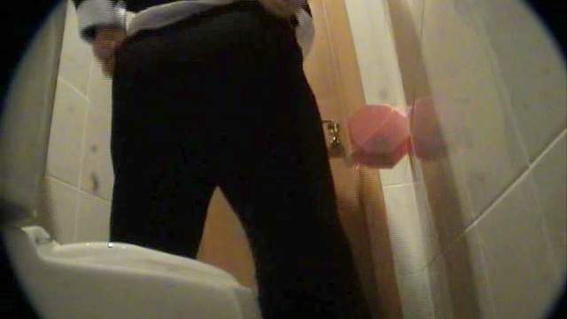 Chubby ass with nice slutty pants