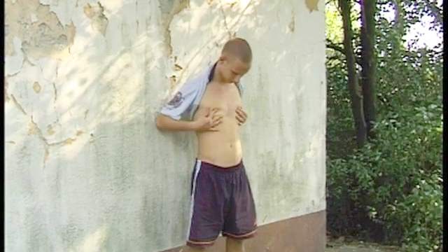 Outdoor masturbation with a slender gay