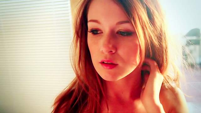 Leanna Decker is getting nice orgasm for her pussy